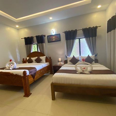 The Moon Kampot Boutique Hotel Екстериор снимка