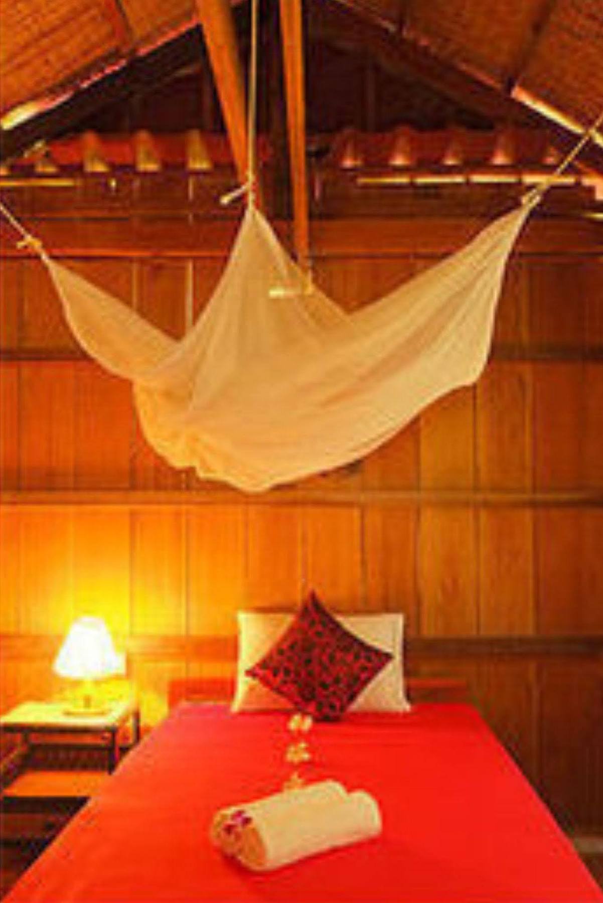 The Moon Kampot Boutique Hotel Екстериор снимка